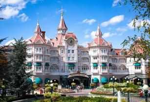 The Hotel Eklo Marne-la-Vallée at the gates of Paris and Disneyland